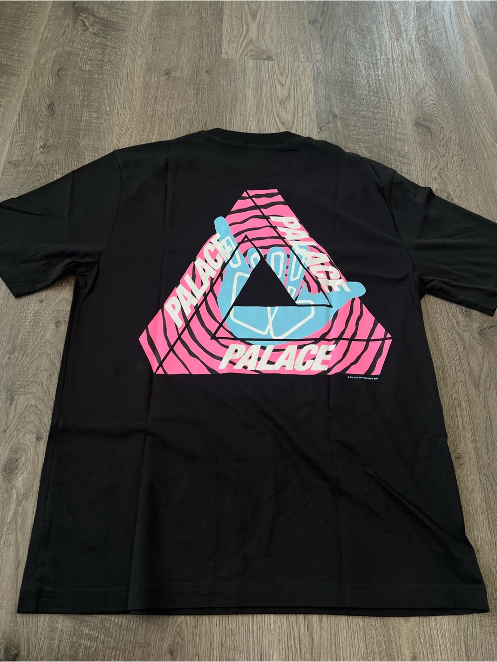PALACE Tri-zooted Shaka T-Shirt Large